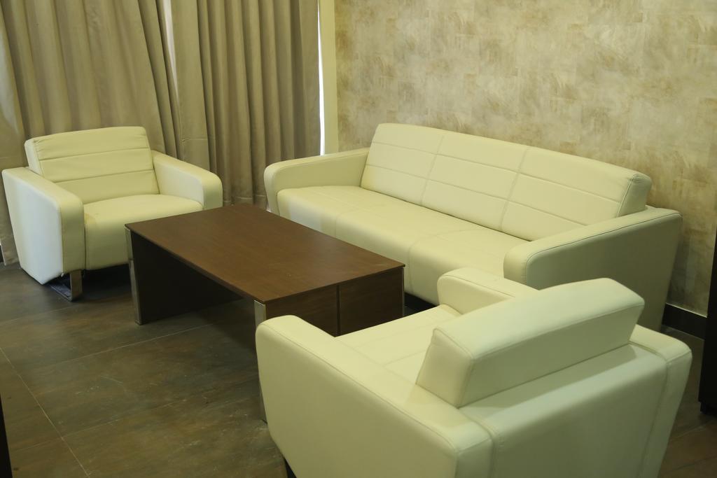 Hotel Hardy'S World Ludhiana Camera foto